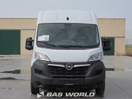 オペル モバノ 120PK クローズド・ボックス・バン