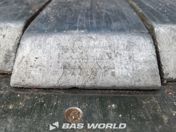 クナペン・ウォーキング・フロア