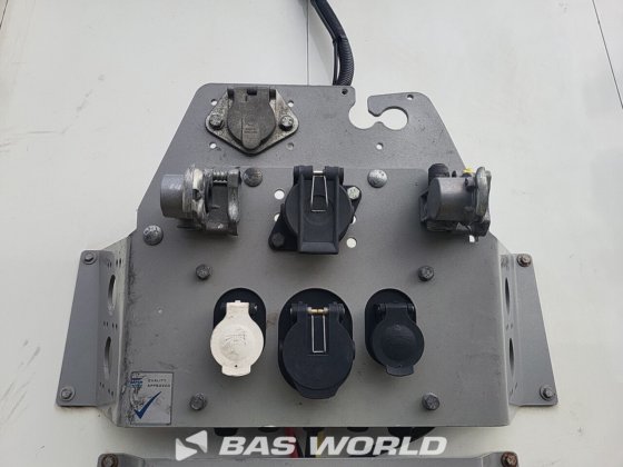 クナペン・ウォーキング・フロア