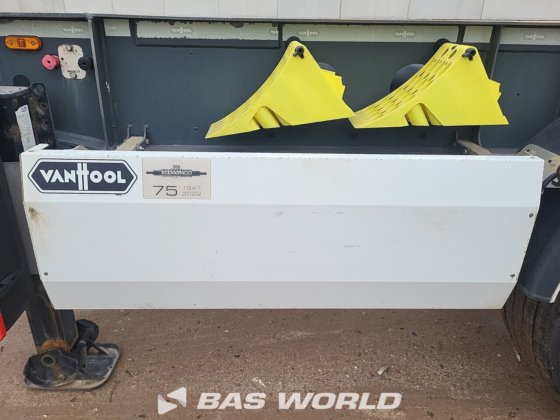 范霍尔集装箱底盘