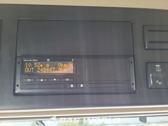 梅赛德斯 Actros 1845 4X2 拖拉机组