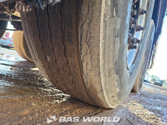 施密茨窗帘边半挂车