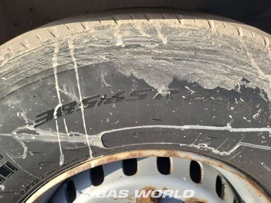 施密茨窗帘边半挂车