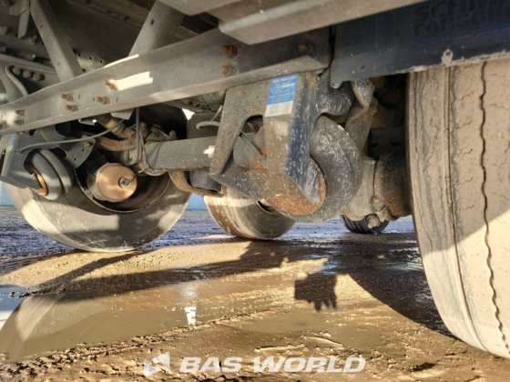 施密茨窗帘边半挂车