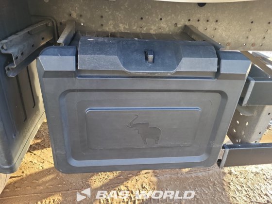 施密茨窗帘边半挂车