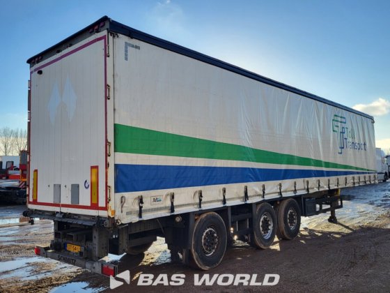 施密茨窗帘边半挂车