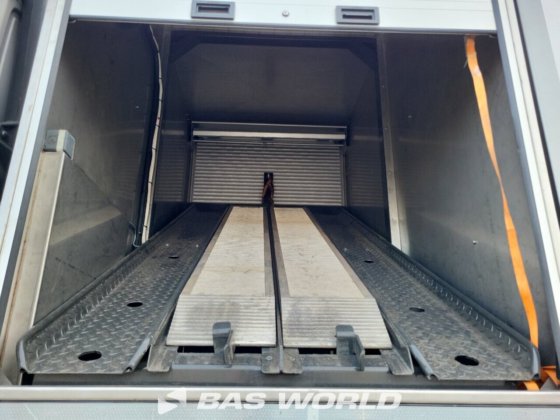 太脱拉8X8露营车