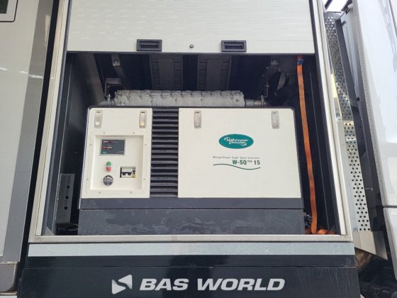 太脱拉8X8露营车