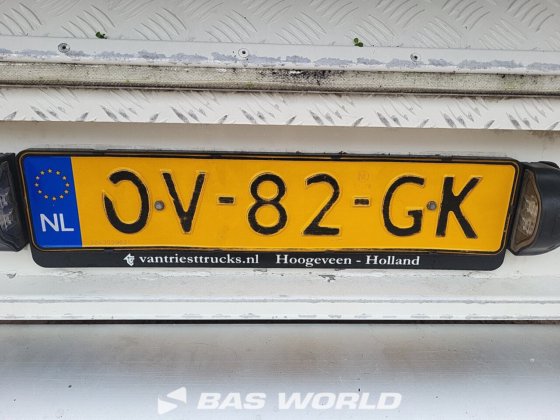 クレーカー・ウォーキング・フロア