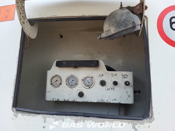 ターボス・フート サイロ セミトレーラー