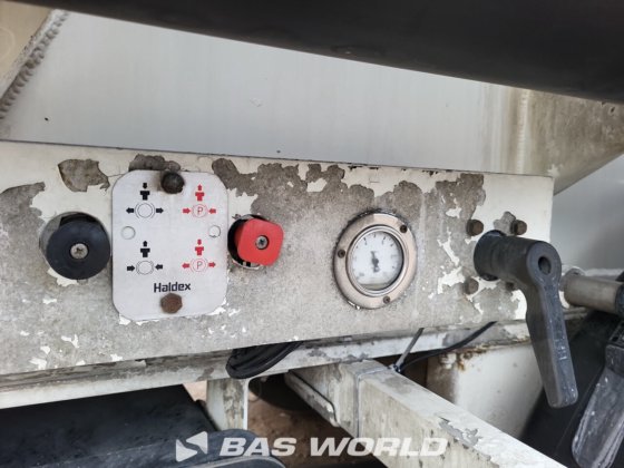 ターボス・フート サイロ セミトレーラー