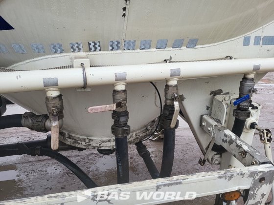 ターボス・フート サイロ セミトレーラー