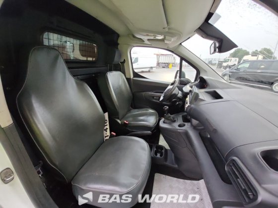 プジョー パートナー 75PK クローズドボックスバン