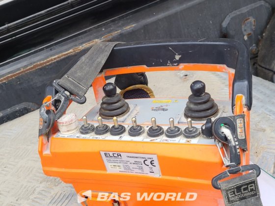 ルノー 8X4 メクボ コンクリートミキサートラック