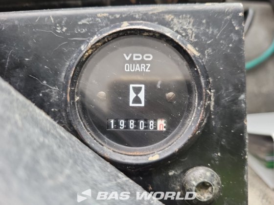 ルノー 8X4 メクボ コンクリートミキサートラック