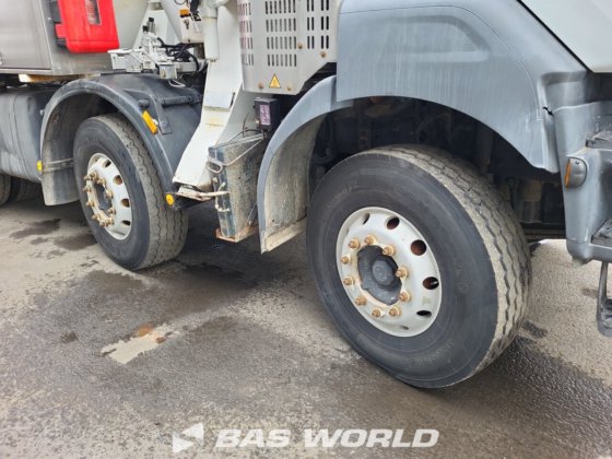 ルノー 8X4 メクボ コンクリートミキサートラック