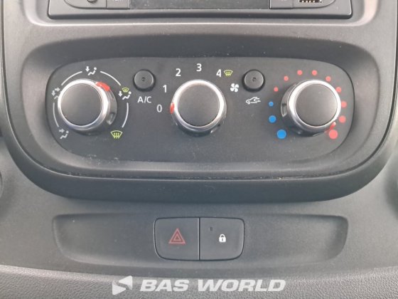 雷诺 Trafic 120pk 封闭箱式货车