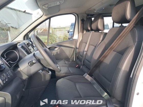 ルノー・トラフィック120pkクローズド・ボックス・バン