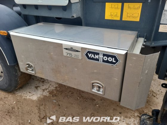 ヴァンフール・コンテナ・シャーシ