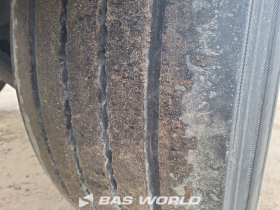 ヴァンフール・コンテナ・シャーシ