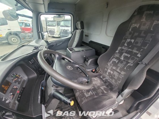 奔驰 Atego 816 4X2 Jonker