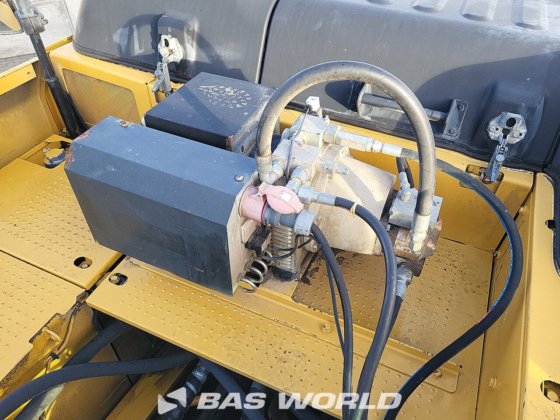 キャタピラー 336 E L クローラーショベル