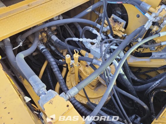 キャタピラー 336 E L クローラーショベル