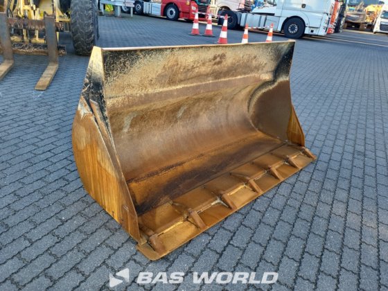 洋马V120轮式装载机