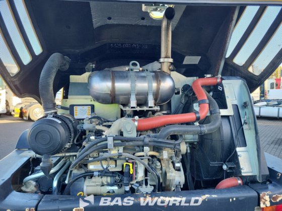 洋马V120轮式装载机