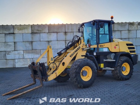 洋马V120轮式装载机