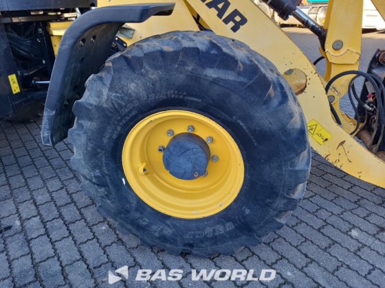 洋马V120轮式装载机