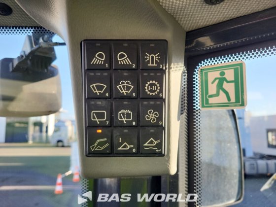 洋马V120轮式装载机