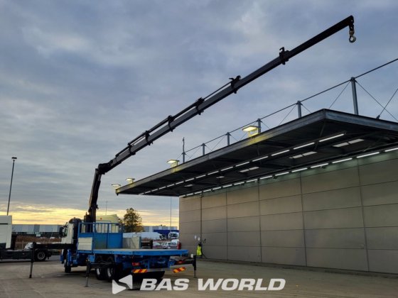 沃尔沃 FM 360 6X2 平板卡车