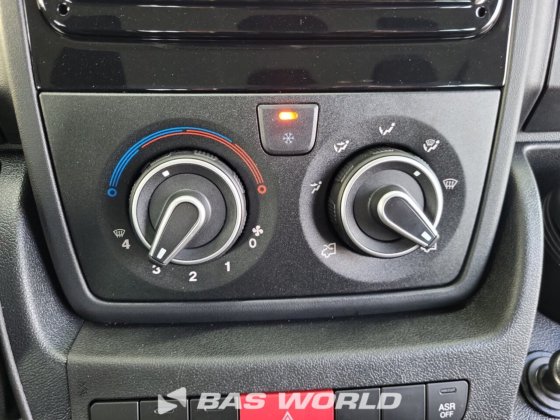 オペル・モバノ 140PK オープン