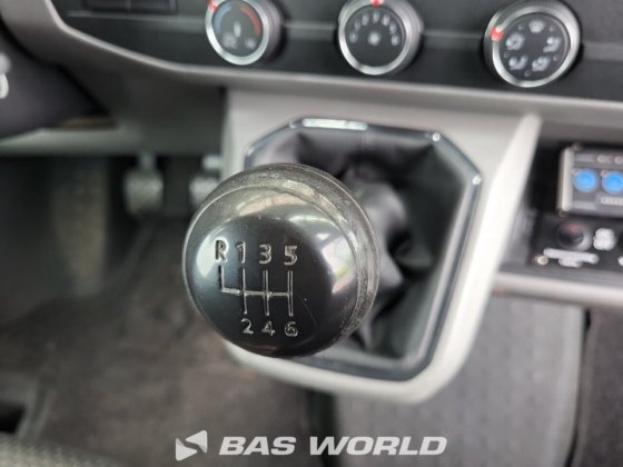 大众运输车 150PK 封闭箱式货车