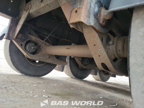 柯格尔封闭箱式半拖车