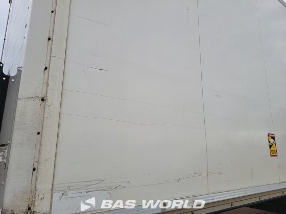 柯格尔封闭箱式半拖车