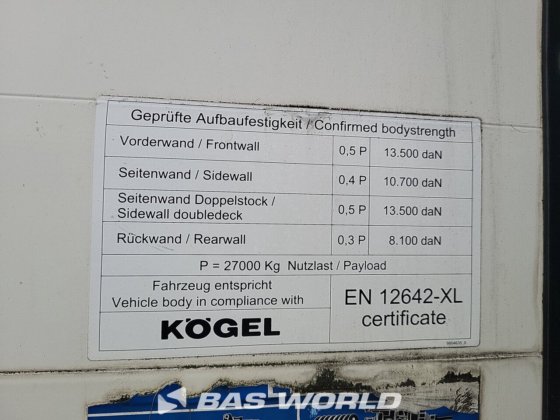 柯格尔封闭箱式半拖车