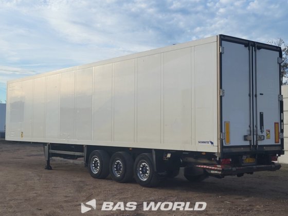 Schmitz Carrier Vector 1550 冷藏半挂车