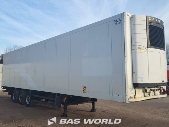 Schmitz Carrier Vector 1550 冷藏半挂车