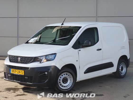 标致 Partner 110PK 封闭箱式货车