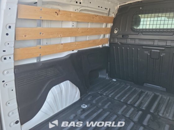 标致 Partner 110PK 封闭箱式货车