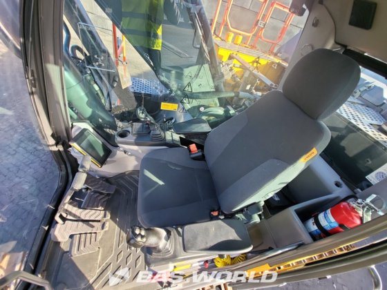 ボルボ EC350 E L クローラー式油圧ショベル