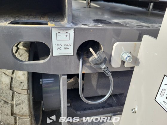 中联重科ZS1012AC-Li剪式举升机