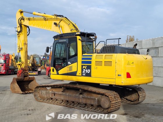 コマツPC210 LC-10 クローラーショベル