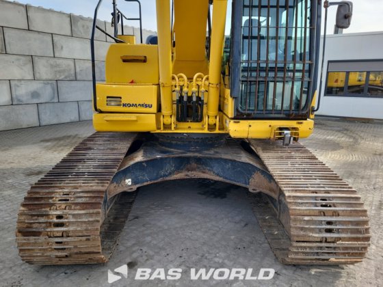 コマツPC210 LC-10 クローラーショベル