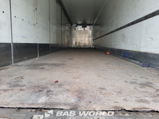 ナルコ冷蔵セミトレーラー