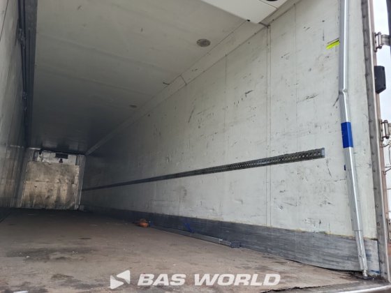 ナルコ冷蔵セミトレーラー