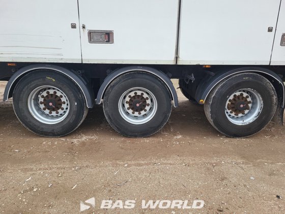 ナルコ冷蔵セミトレーラー