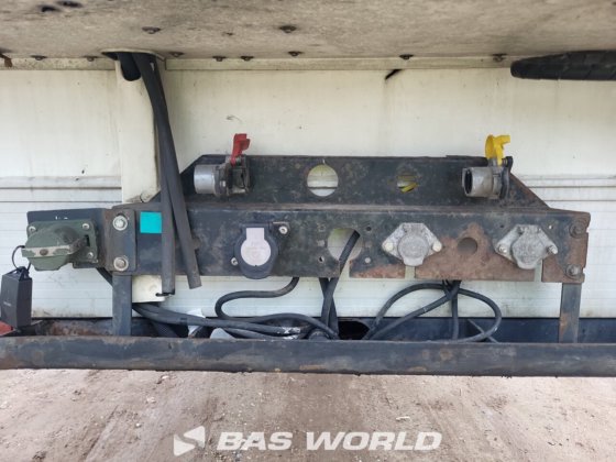 ナルコ冷蔵セミトレーラー